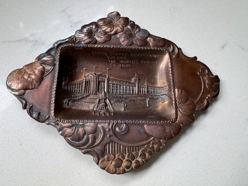 St Louis World's Fair Metal Trinket Dish