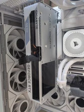 Gigabyte 4070 Ti Aero White