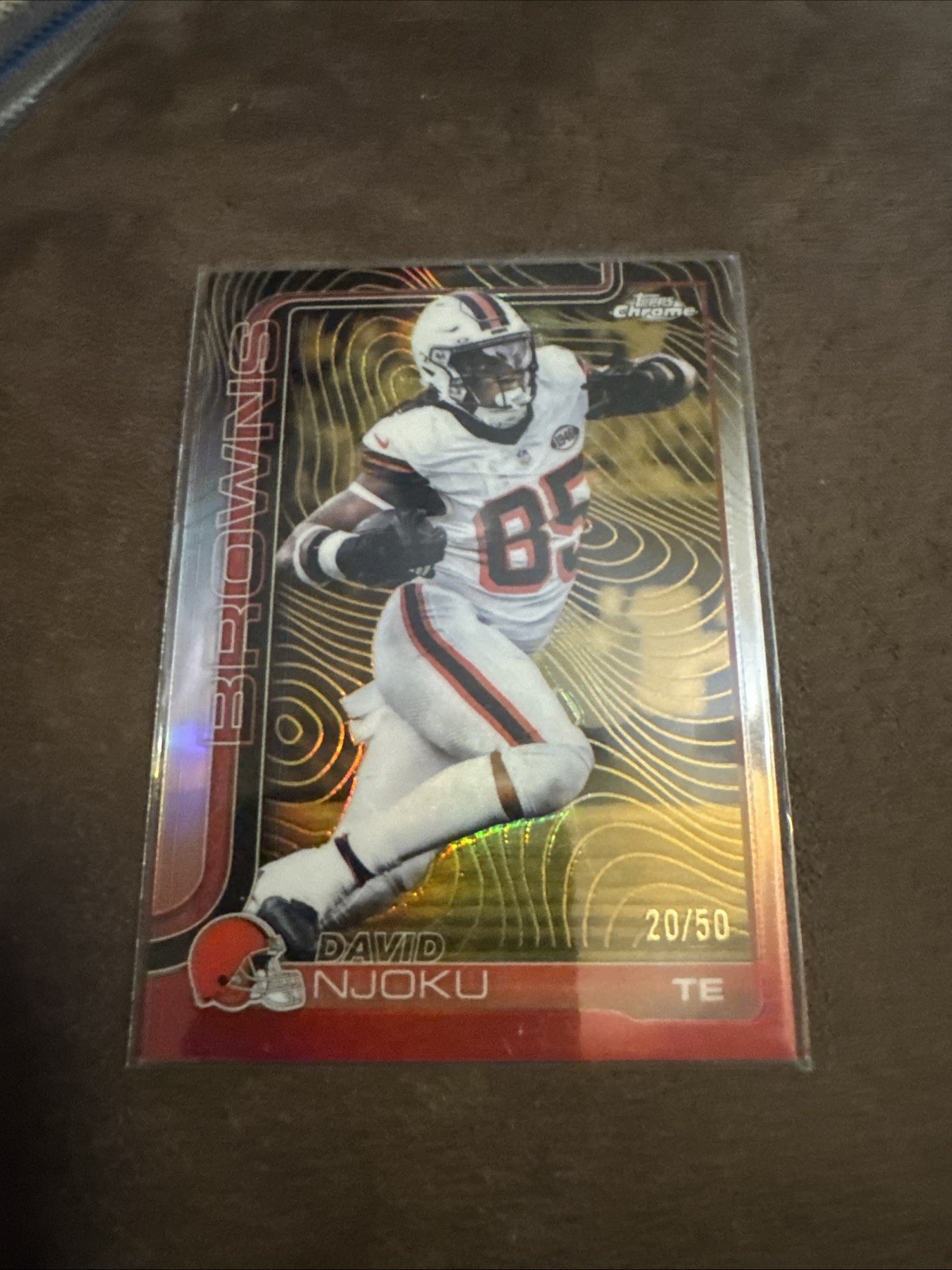 2025 Topps Chrome David Njoku Etched Variation Gold /50