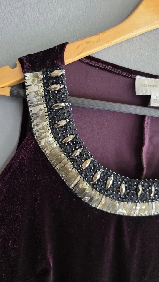 Ronni Nicole Purple Velvet Beaded Shift Dress Sleeveless UK 12 M Partywear Soft - Image 3 of 4