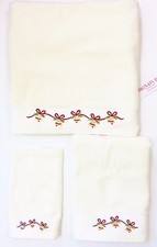 NEW 3 PC SET SIGNATURE CREAM,RED COTTON,CHRISMAS BELL,BATH,HAND,FINGER TIP TOWEL