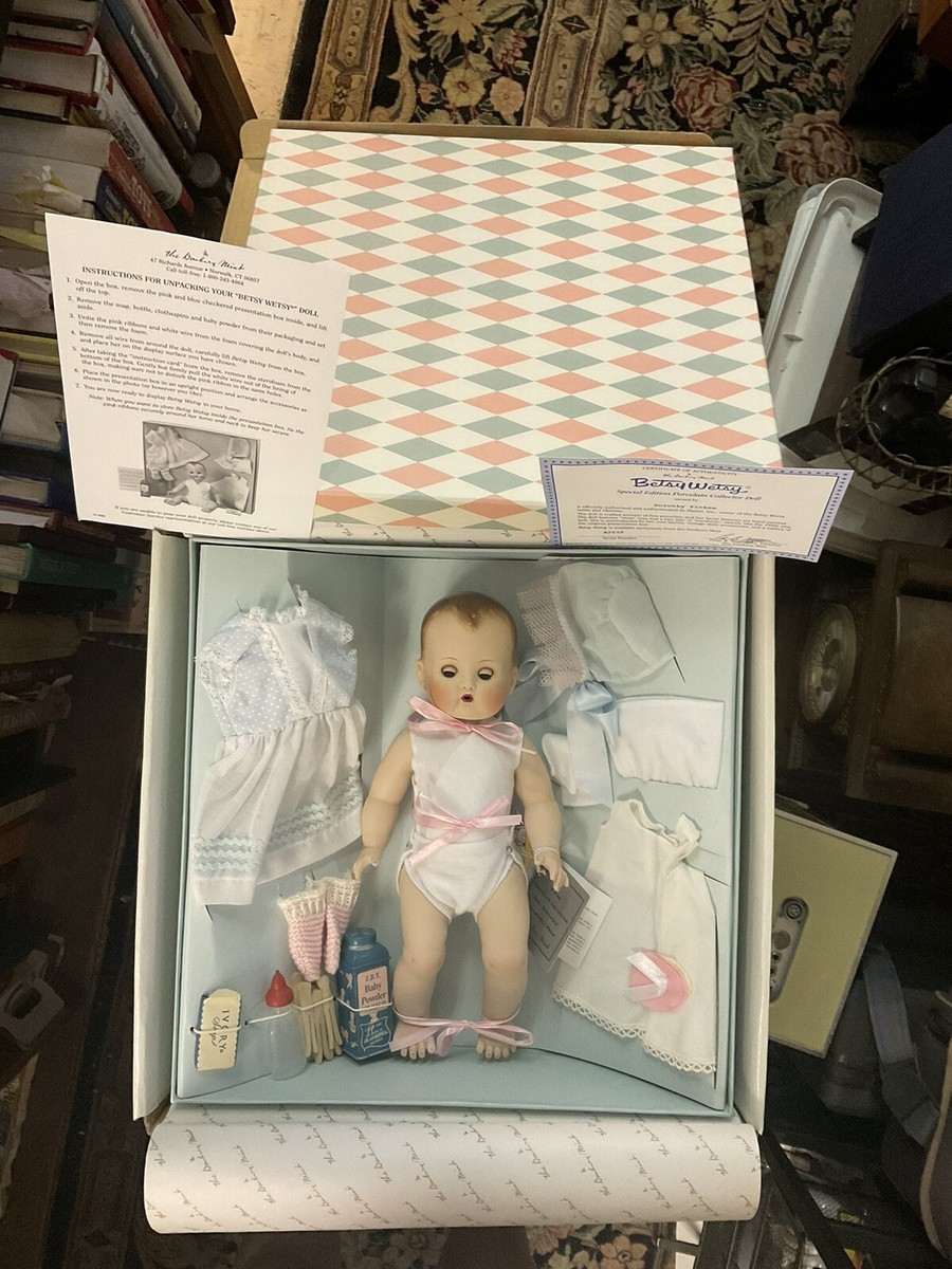 Danbury Mint Special Edition Betsy Wetsy 13
