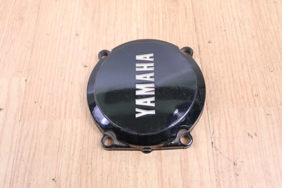 1980-1983 YAMAHA XJ650 XJ 650 MAXIM Oil Pump Cover Midnight NOS OEM - Image 2 of 4
