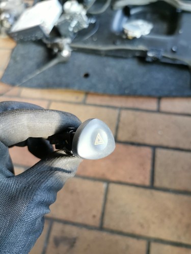 Renault Clio 2 II Warnblinkschalter 442723