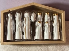 Christmas nativity set of 8 slender figurines with manger target PO9070