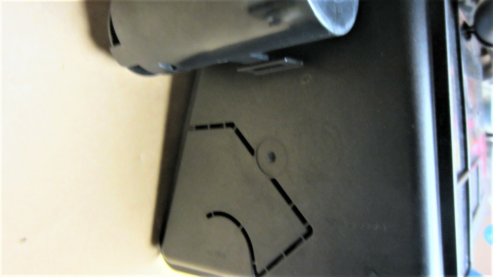16-21  McLaren MP4-12C Fuel Vapor Charcoal Canister Used P/N 11K0057CP OEM NICE