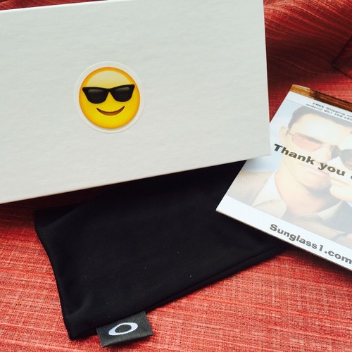 NEW Oakley CHAINLINK Matte Black POLARIZED Galaxy Ruby Lens Sunglass 9247-15 - Picture 12 of 12