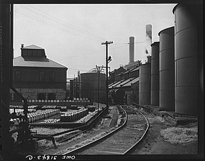 Proctor i.e. Procter and Gamble Distributing Company, Cincinnati, Ohio. Drums