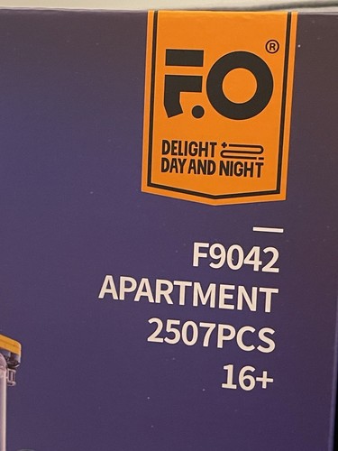 FUNWHOLE Cyberpunk Neoncity Apartment Set F9042 - 2507 Teile LED Modular Building - Bild 14 von 21