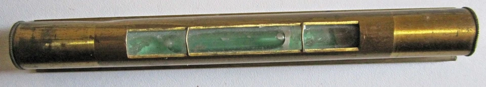 NIVEAU À BULLE de qualité en laiton, Ancien. - Photo 2/4