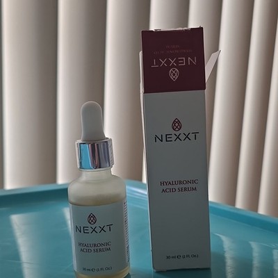 NEXXT Hydrating Brightening Daily Use Serum Sodium Hyaluronate 30ml Face Neck