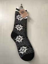 Muk Luks Women  s Boot Socks Black White Snowflake Soft Brushed Lining NWT