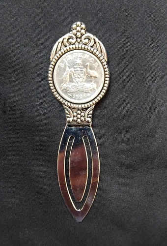 1924 Australia Sixpence — photo from the most recent tracked eBay sale