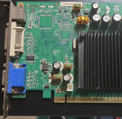 NVIDIA e-GeForce PCI Express Graphics Card VGA/DVI/SVIDEO with Heatsink