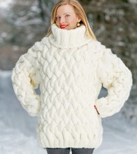 Chunky white wool sweater thick handmade heavy warm ski wool pullover  3.2 KG 