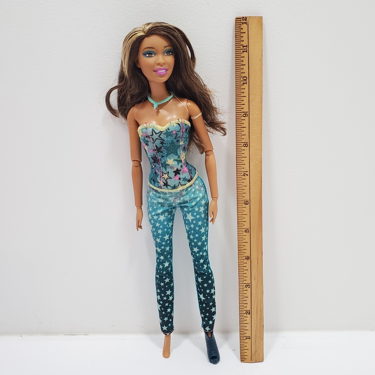 Barbie！！ 2023 / 2025 Barbie Extra #21 Turquoise Jacket Doll (HNP87) - Toy