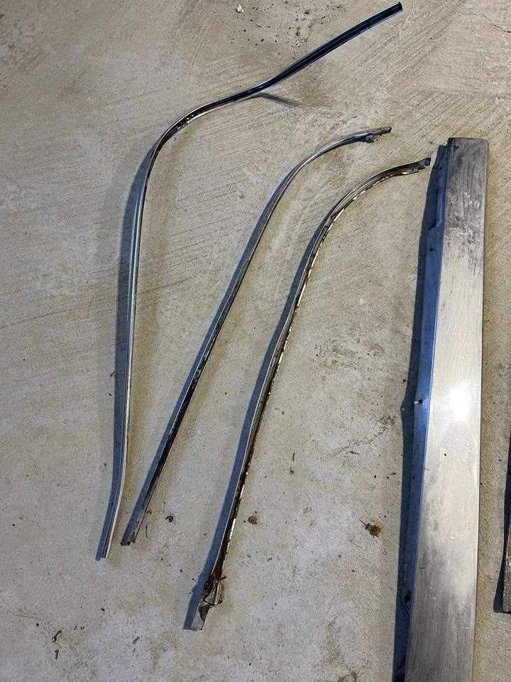 53 54 55 56 CADILLAC CADDY MOLDURA MIXTA ACERO INOXIDABLE MOLDURA LOTE BUICK OLDS Foto 3 de 4