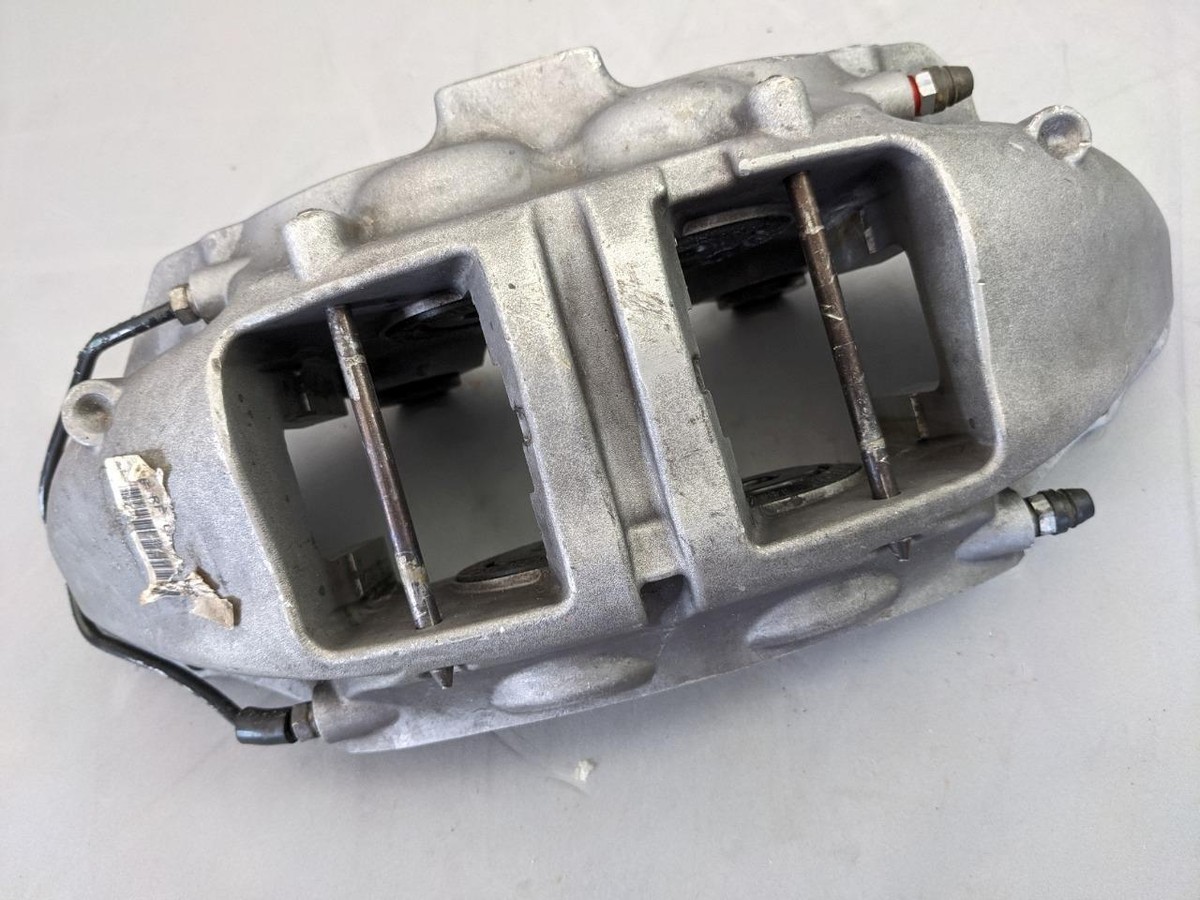 84135641 Cadillac Brembo Front Right Passenger Side Bare Caliper