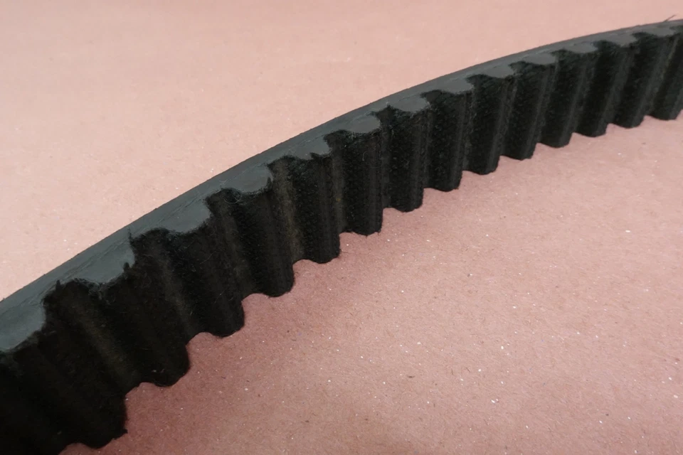 2000-2011 Harley Davidson Heritage Softail FLSTC Rear Back Drive Belt - Image 2 of 4