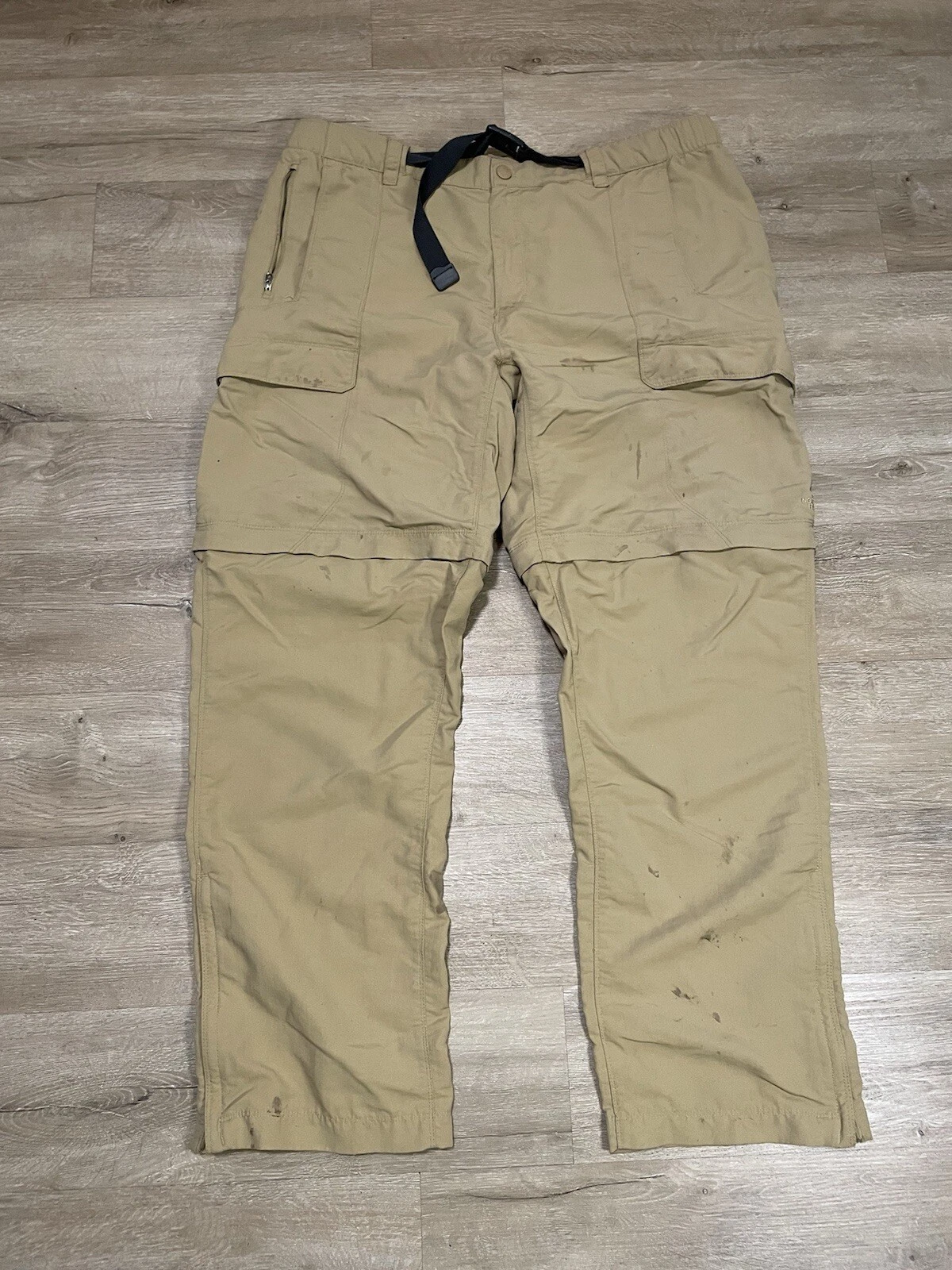 The North Face Men's Sz 2XL Khaki Convertible Cargo Pants Hiking Outdoors