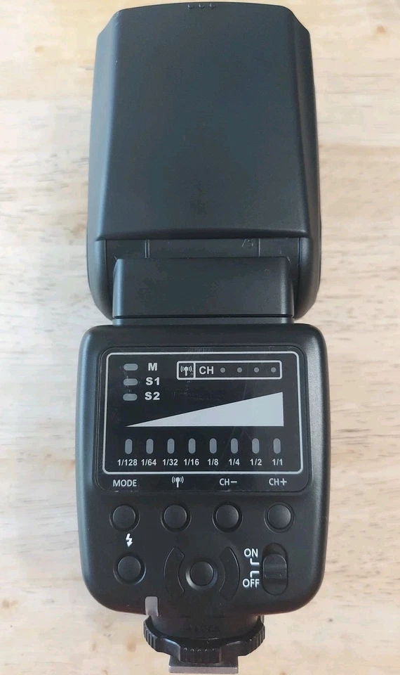 NEEWER NW570 Flash With Bag - Image 2 of 4