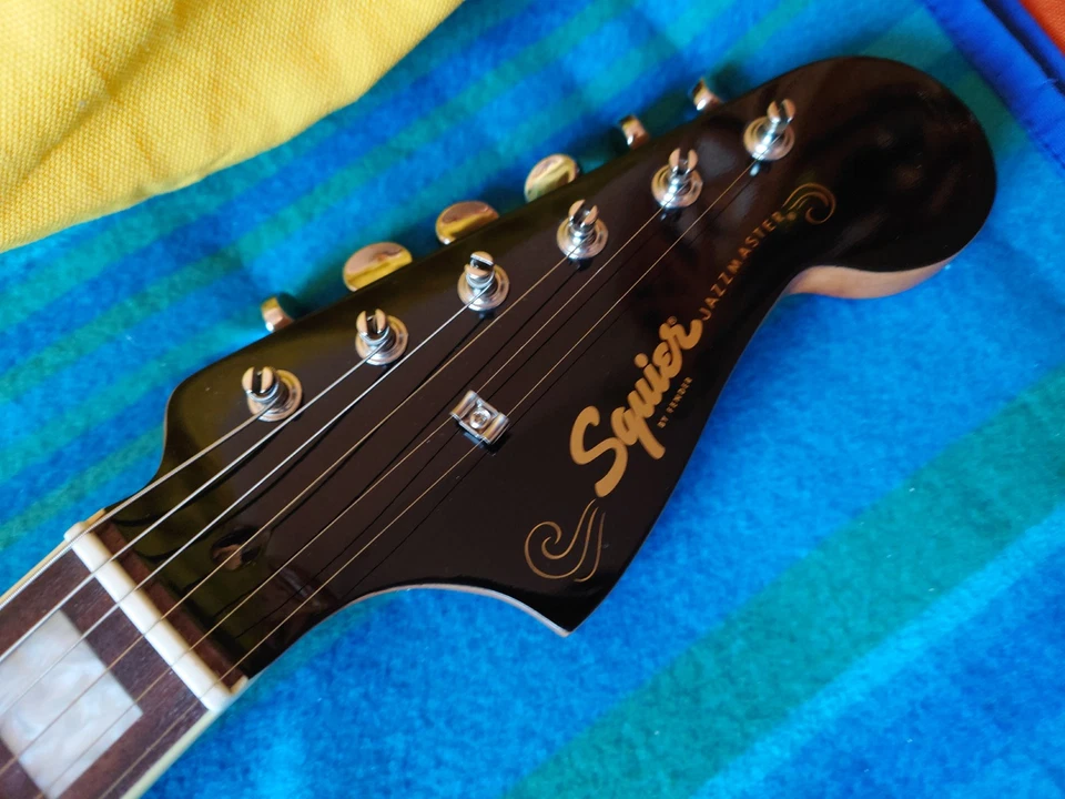 Squier CV 60s Jazzmaster LRL BLK - Bild 3 von 4