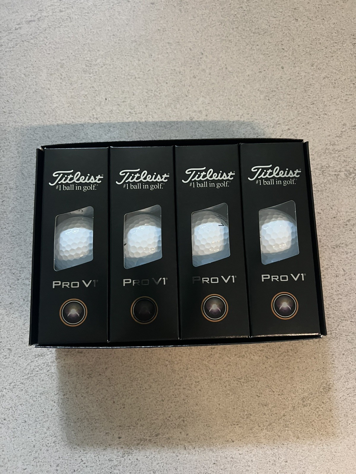 Titleist Pro V1 Golf Balls (Dozen) 2
