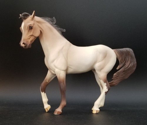 Model horse resin Carol Gasper Sugar N Spice Breyer Classic size