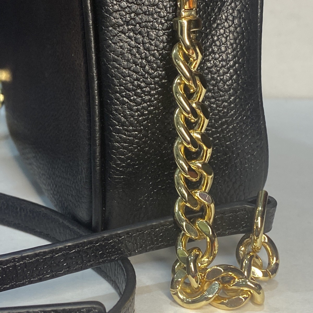 New W Tag Michael Kors Jet Set Black 32F7GGNM8L MD Leather Camera