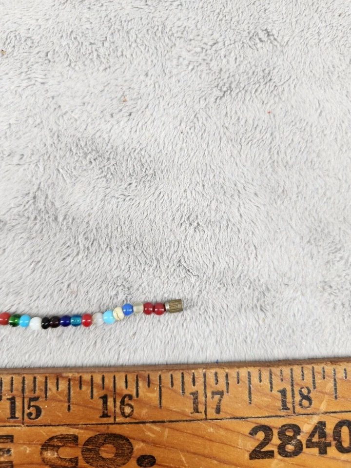 Cuentas de semillas brillantes multicolores de 17" de largo Foto 2 de 2