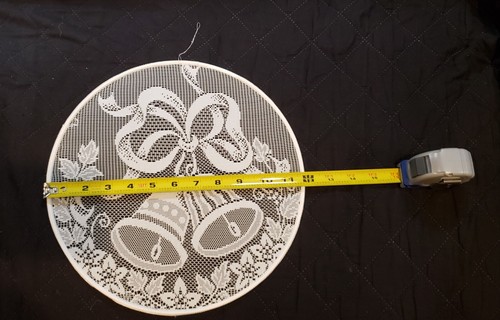 German - Lace Style Bell Window Decoration - Vintage / New (See Description) - Picture 3 of 5