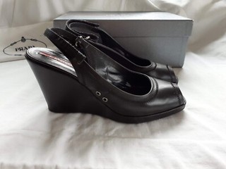 Zeppe Prada in pelle NP: 480 € scarpe borsa originale ottima taglia 38