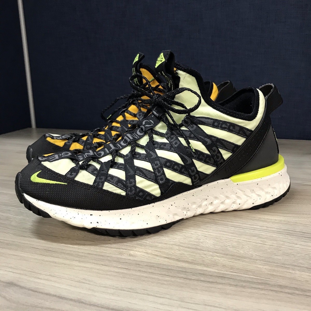 Nike ACG React Terra Gobe Shoes Mens Size 10 Black Barely Volt 
