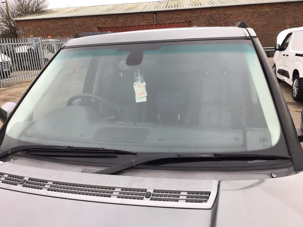 Range outlet rover windscreen