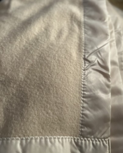 Nueva Manta de Lana Merino Early's Of Witney Henry Pure con Borde Satinado 72X98 MARFIL - Imagen 7 de 8
