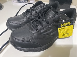 women's wide width slip on tennis shoes