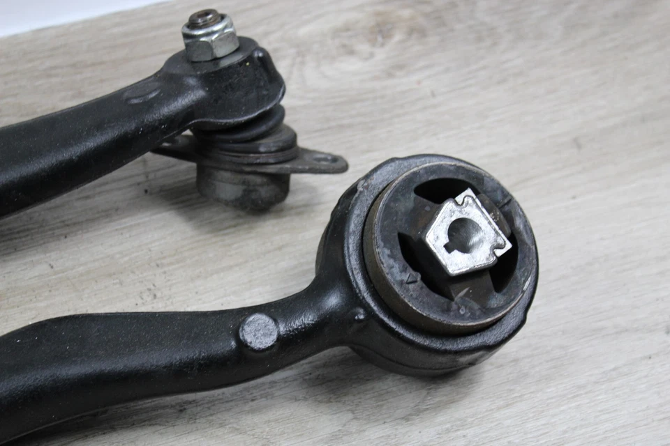 00-06 PAR DE BRAZOS DE CONTROL INFERIORES DELANTEROS BMW X5 E53 DELANTERO IZQUIERDO/DERECHO MEYLE Foto 2 de 4