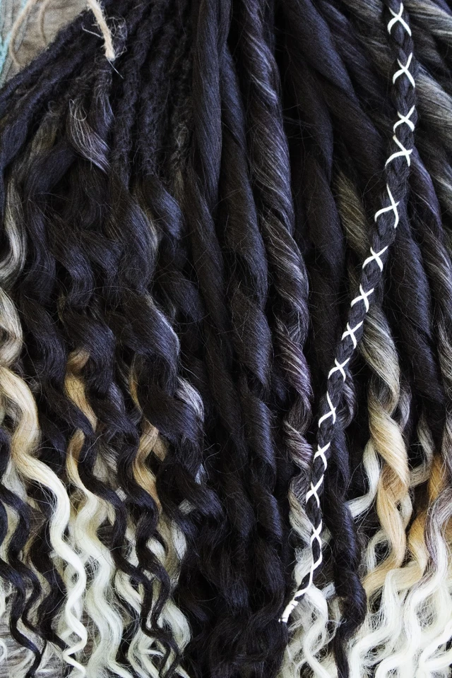 Juego completo de rastas sintéticas onduladas DE 16" Foto 3 de 3