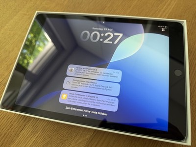 Apple iPad 8. Generation (2020 - MYL92FD/A) - 32GB - Spacegrau