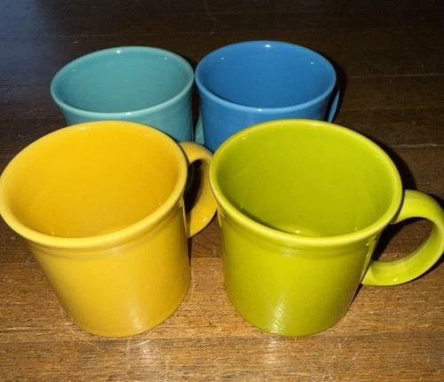 Fiesta Ware 10oz Coffee Mug Tea Cup D Handle 4 Bright Colors Homer Laughlin