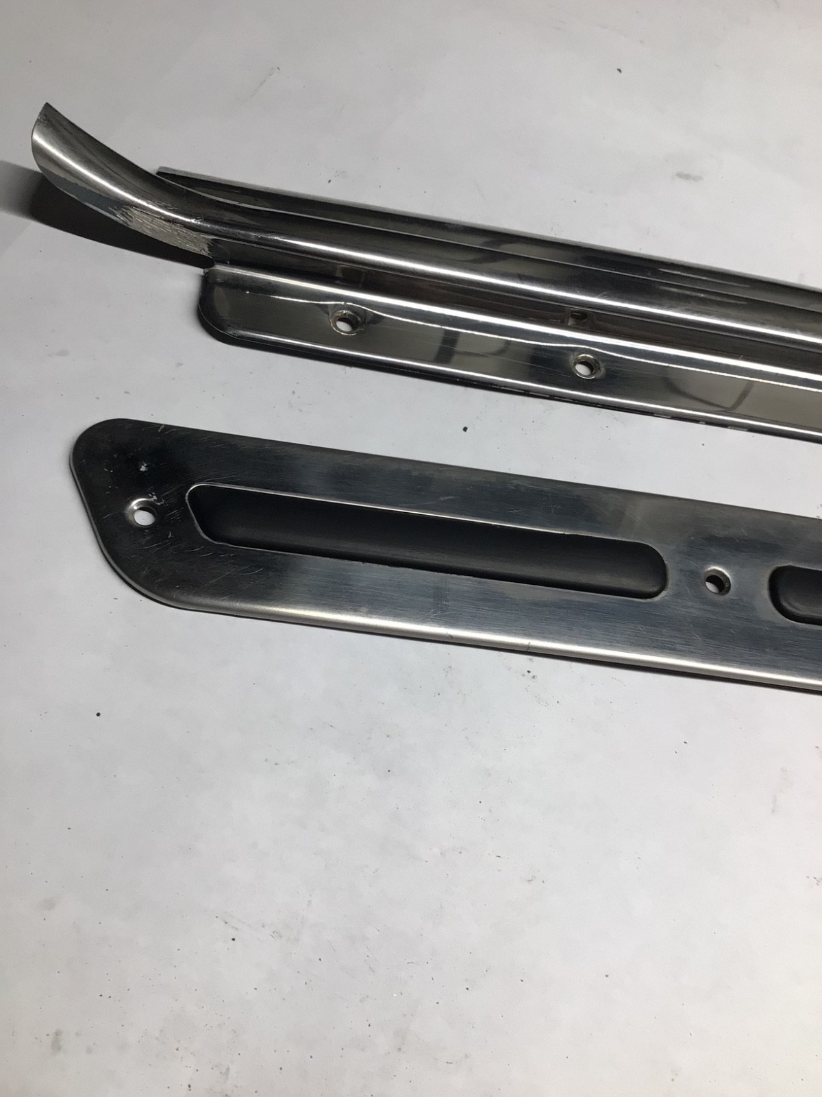 1966 - 1980 Rolls Royce Silver Shadow  Wraith II Rear Left Door Sill Chrome
