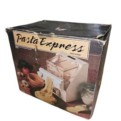 1994 CTC Pasta Express X2000 Electric Pasta Maker Machine White with 11 Dies