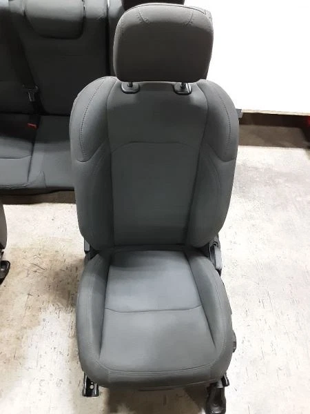 Jeep JL Wrangler OEM 4 puertas delantero trasero juego de asientos de tela térmica 2018-2023 107432 Foto 2 de 4