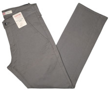 Signature By Levi Strauss  Co. 11592 NEW Men's Athletic Hybrid Chino Pants