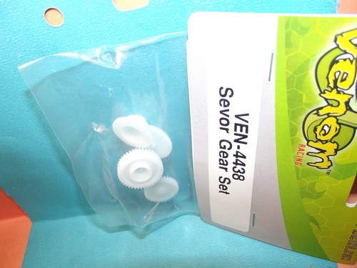 Venom Servo Gear Set Mini Giant Ven-4438 - Picture 6 of 7