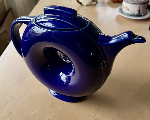 Deco Donut Cobalt Blue Teapot - Picture 3 of 8