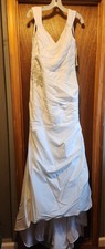 David's Bridal White Wedding Dress Size 10 New with Tags