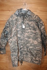 US Army ECWCS Cold Weather Parka ACU Digital Camo Large Regular NWT USGI