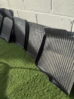 Volvo 240 Snow Trays Genuine Set Of 4 Floor Mats