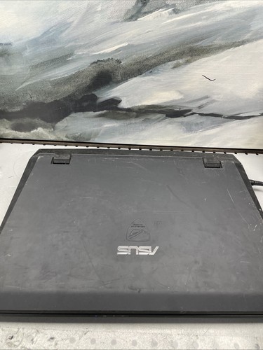 ASUS G73GW i7 q740 1.73GHz Memory 8GB 500gb HDD No and Battery - Picture 2 of 6